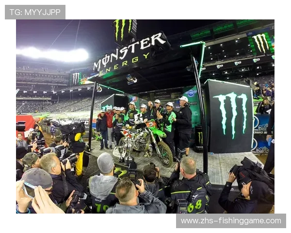 格伦代尔站紧邻Monster Energy AMA Supercross FanFest现场，形成独特观赛环境